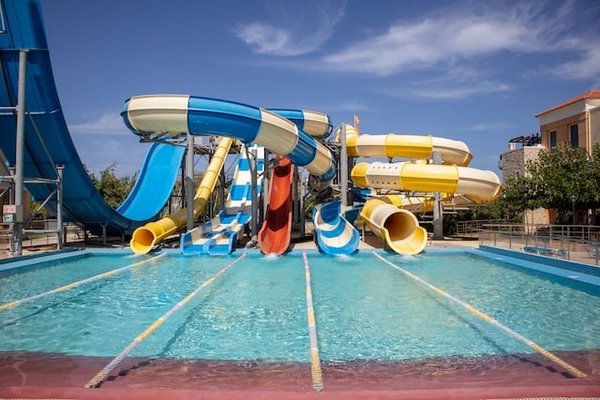 Toutes les promotions à saisir pour une location de vacances en camping bord de rivière d'Ardèche