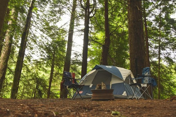 Top 10 des campings en Vendée à petits prix : Échappez-vous sans vous ruiner !
