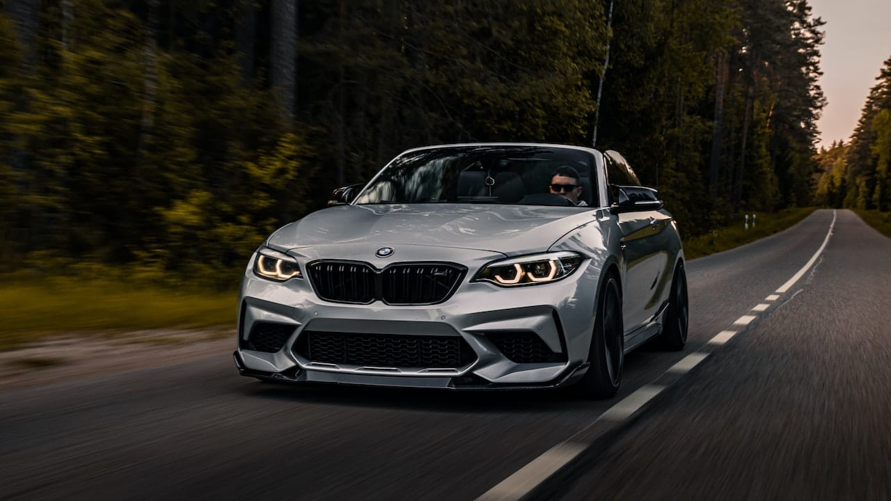 Voyager en famille pendant les vacances: pourquoi la location de voiture est-elle recommandée?